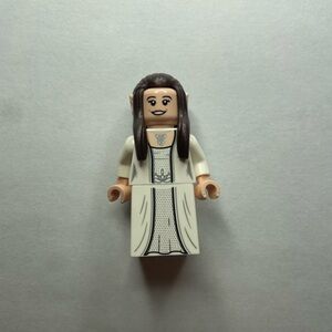 Lego Arwen 10316 White Dress The Hobbit and The Lord of the Rings Minifigure